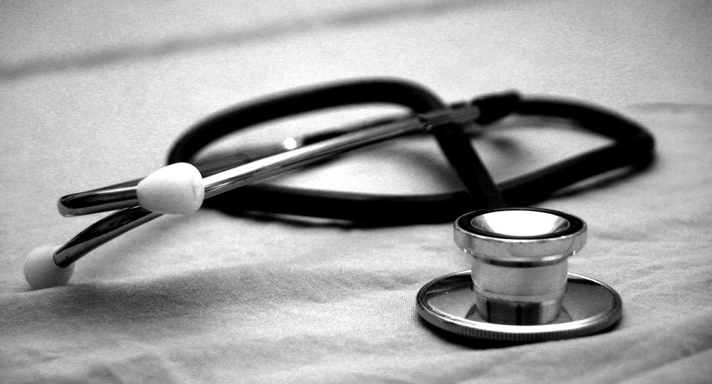Medical equipment representing healthcare options for travelers in Bangkok