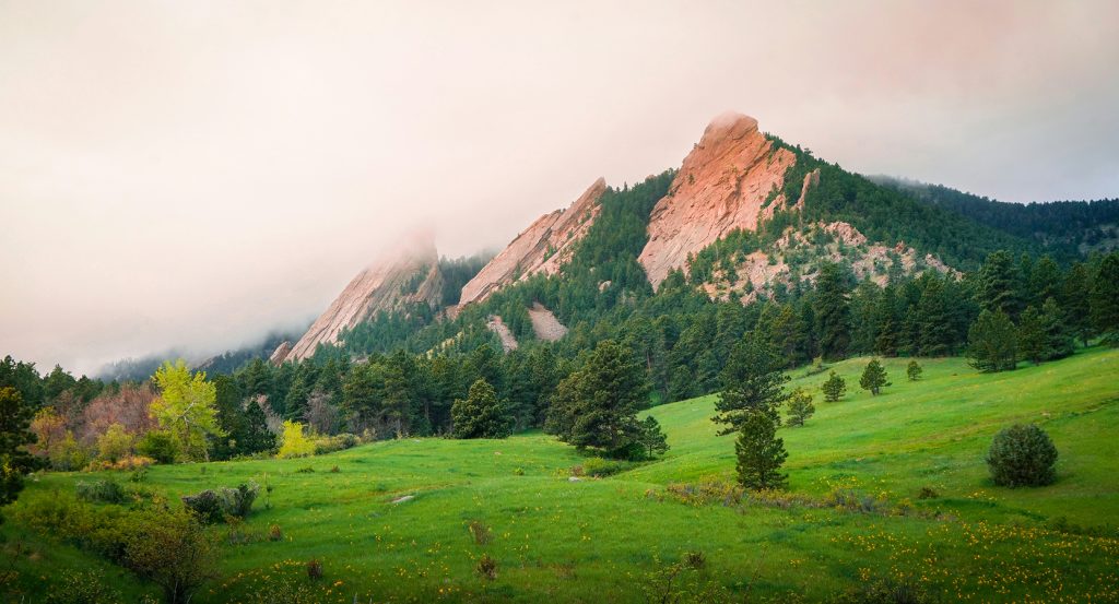Trail leading through Chautauqua Park toward the Flatirons near Denver