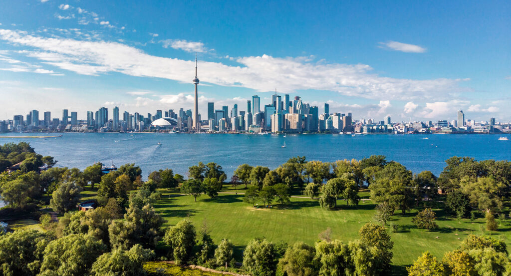 Green park and waterfront landscape at Toronto Islands