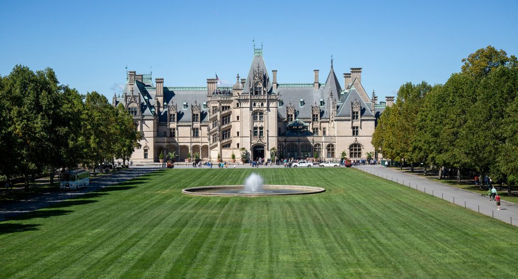 View of Biltmore’s front fountain and manicured estate grounds in North Carolina.