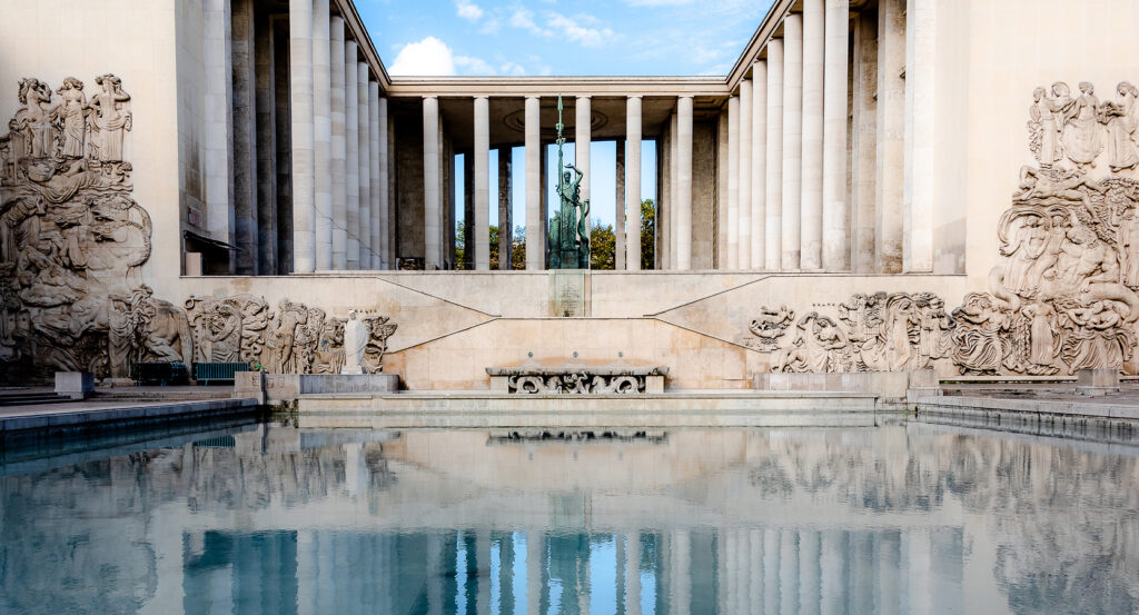 Sculptures and fountain at Palais de Tokyo in Paris